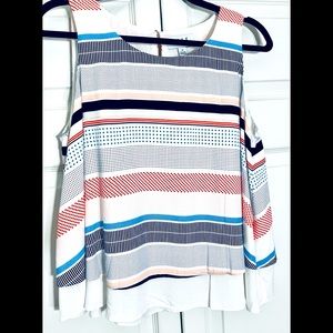 Elle Sleeveless Stripped Flowy Blouse Size Medium With Key Hole Back